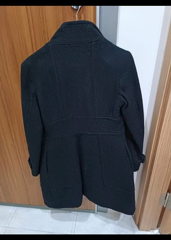 Düğmeli Siyah Yün Kaban - Görsel 3