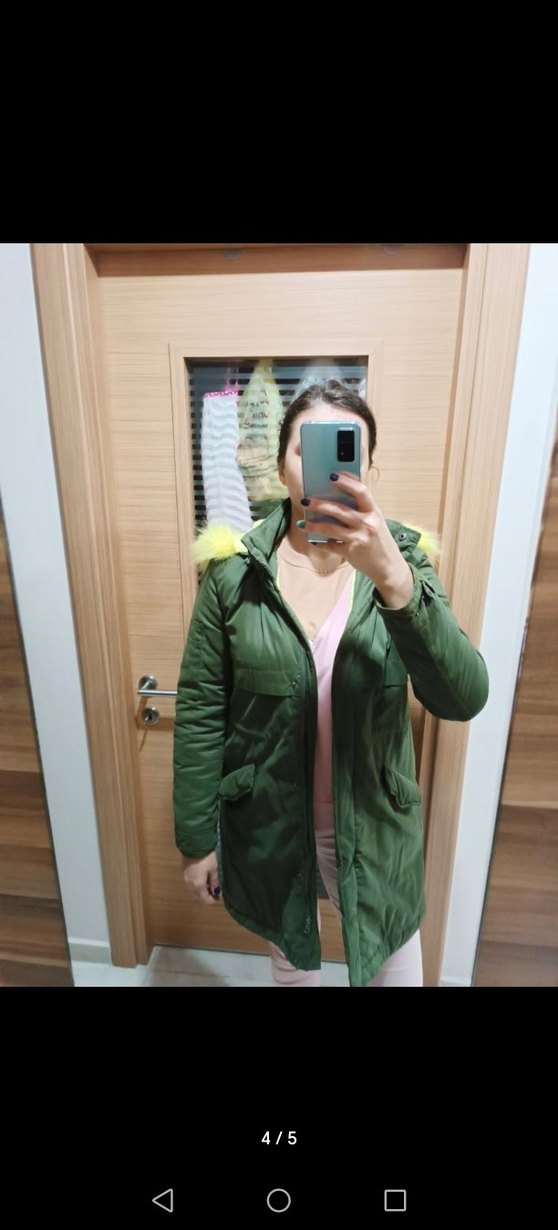 Sarı Kürklü Kadın Mont - Görsel 4