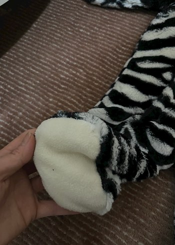 Zebra Desenli Bebek Tulum - Görsel 4