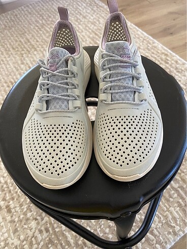 CROCS AYAKKABI