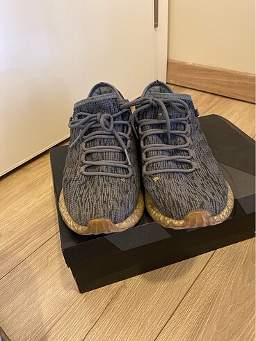 Adidas Boost ayakkabı