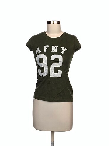 Abercrombie & Fitch T-shirt %70 İndirimli.