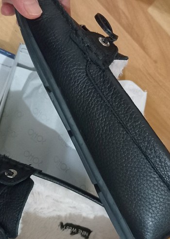 Siyah Deri Tokalı Kadın Babet - Görsel 7