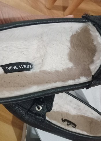 Siyah Deri Tokalı Kadın Babet - Görsel 4