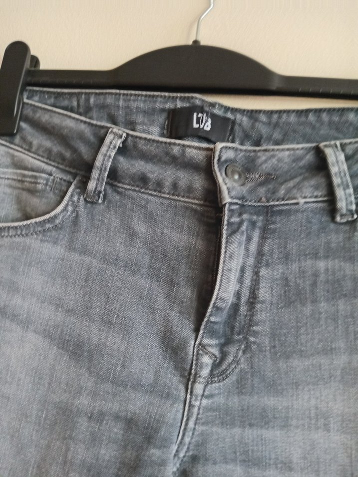 Gri Kadın Normal Kesim Denim Jean - Görsel 2