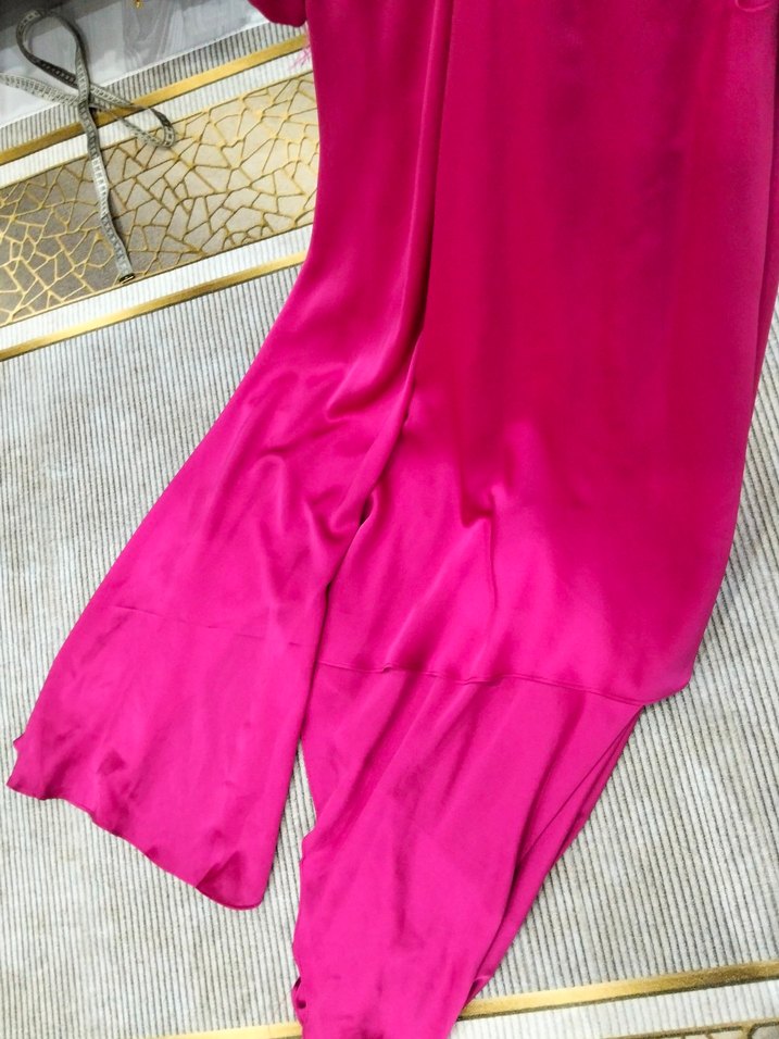 Pembe V Yaka Uzun Drapeli Elbise - Görsel 3