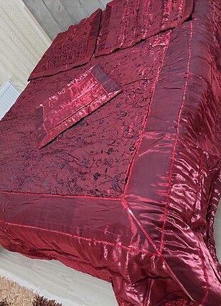  Beden bordo Renk Çift kişilik yatak örtüsü hiç kuanılmamış 