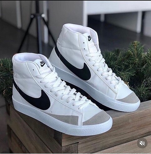 Nike blazer