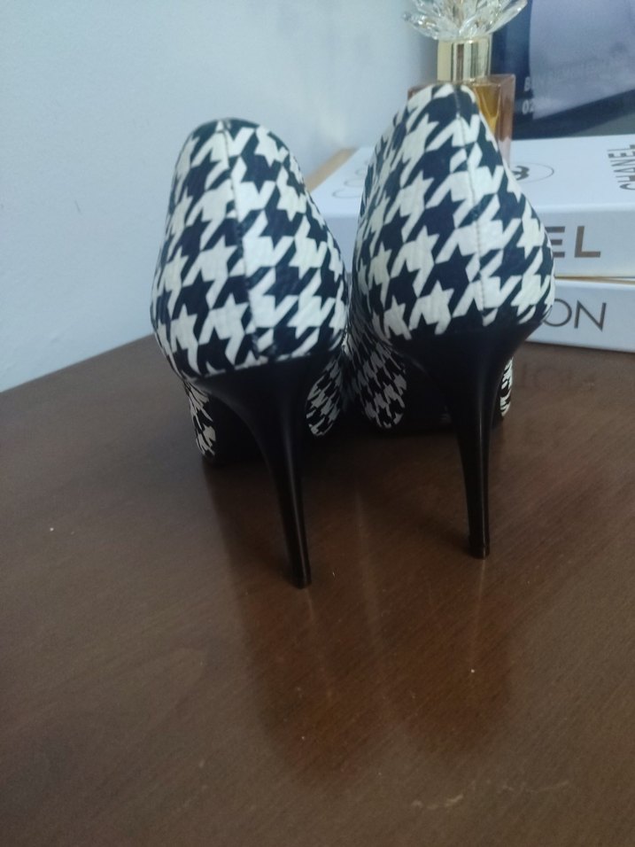 Zebra Desenli Stiletto Topuklu Kadın Ayakkabı - Görsel 4