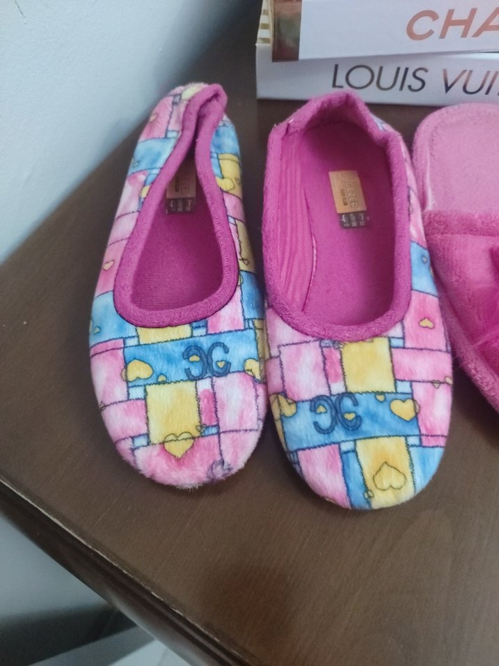 Renkli  Ev Terlikleri Velcro Detaylı - Görsel 2