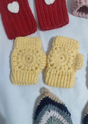 Renkli Nakışlı Örgü Çocuk Bere ve Eldiven Seti - Görsel 5