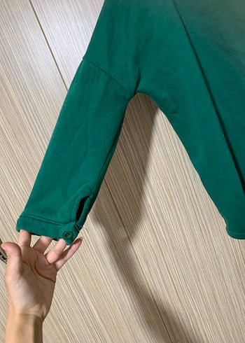 Yeşil Düğmeli Uzun Kollu Kadın Gömlek - Görsel 3