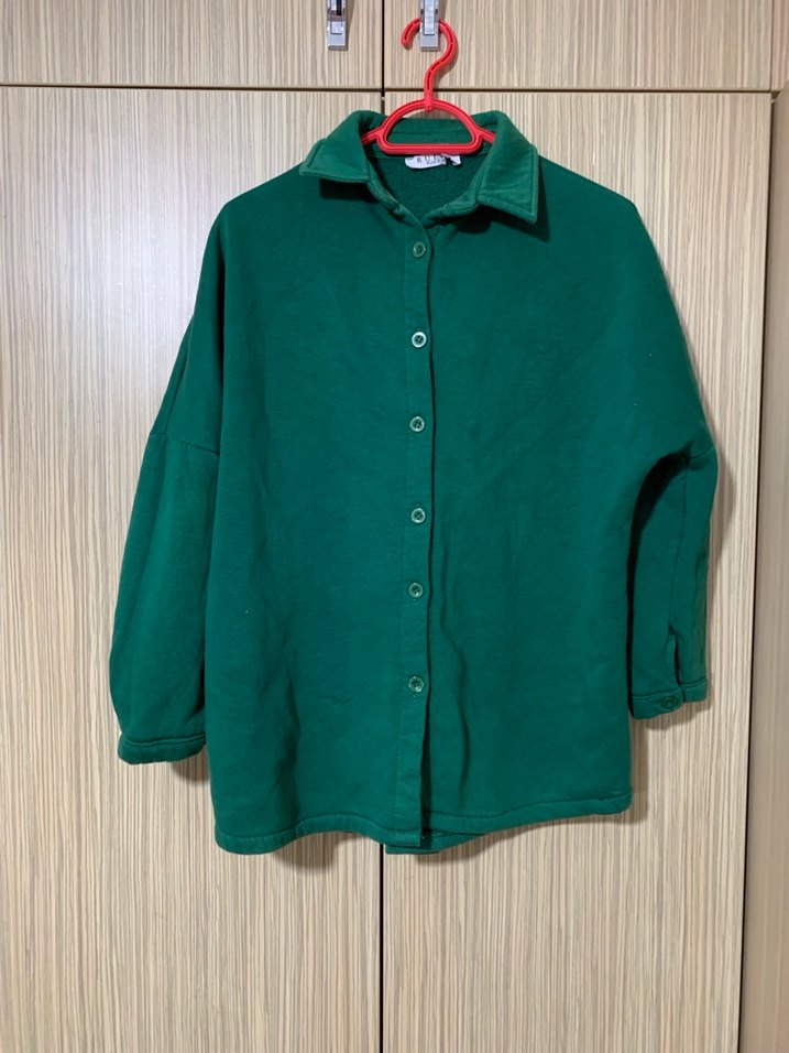 Yeşil Düğmeli Uzun Kollu Kadın Gömlek - Görsel 2