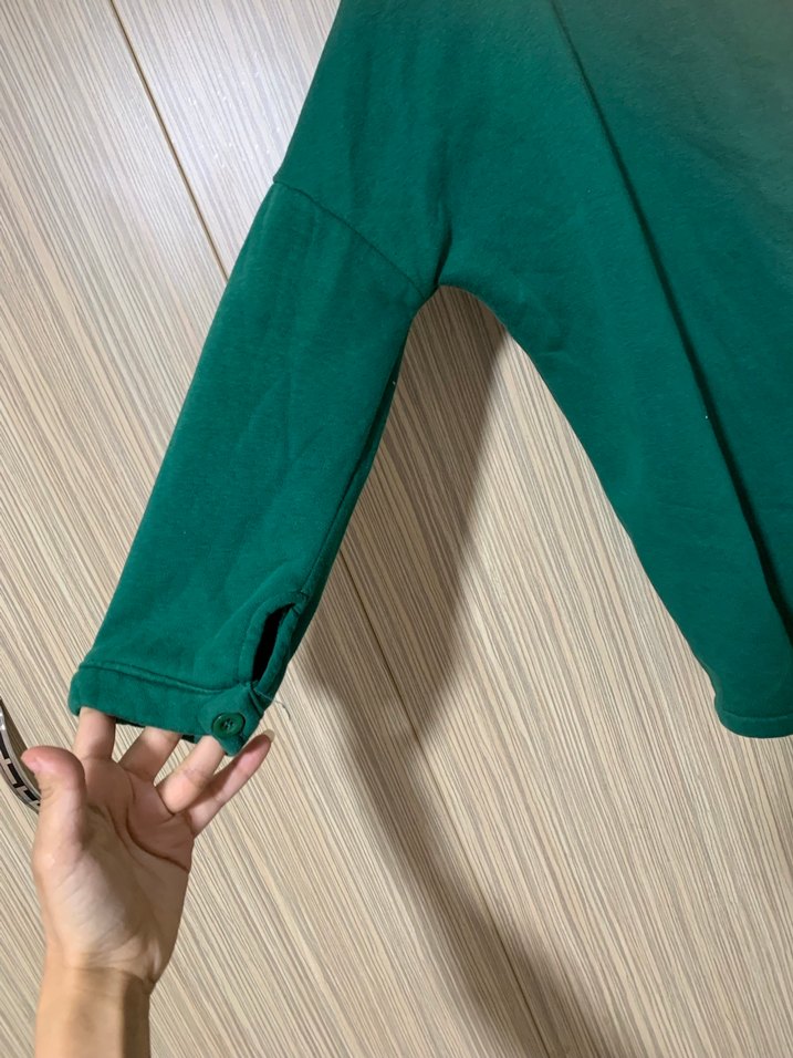 Yeşil Düğmeli Uzun Kollu Kadın Gömlek - Görsel 3