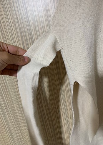 Kadın Bej Keten V Yaka Kolsuz Süveter - Görsel 2