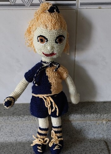 Amigurumi Fenerbahçeli bebek figürü