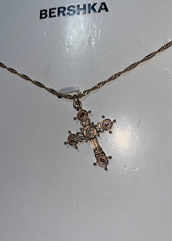 Altın Renk Zincir Detaylı Gotik Kolye - Görsel 2