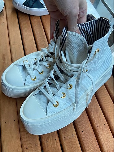 37,5 Beden Kadın converse