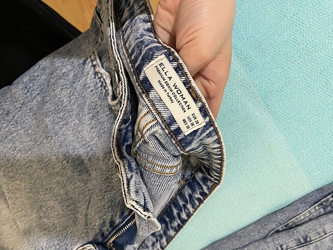 diğer Beden çeşitli Renk 4 tane jean
