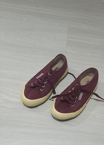 Superga ayakkabı