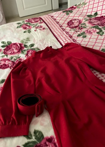 Kemerli Kırmızı Elbise - Görsel 5