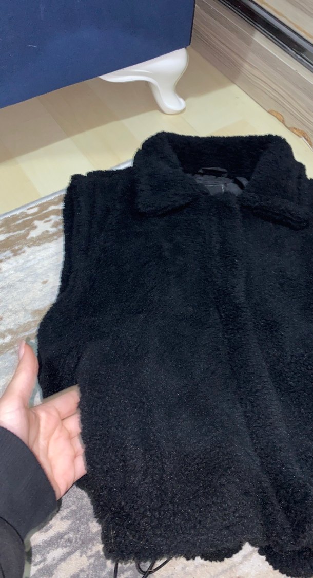 Siyah Peluş Kadın Yelek - Görsel 2