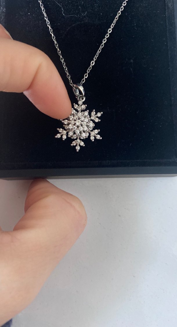 Mini Renkli Kar Tanesi Detaylı Zincir Kolye - Görsel 2