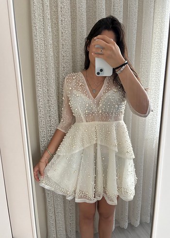 Diğer İnci Detaylı Mini Beyaz After Elbisesi