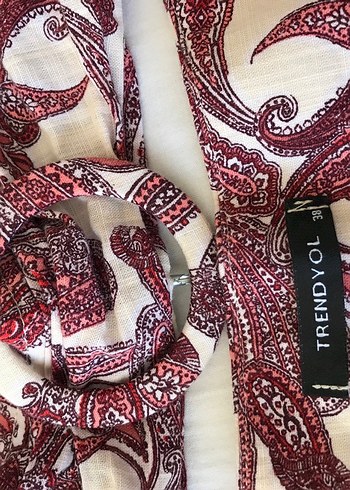 38 Beden bordo Renk Trendyol Bordo Desenli Straplez Mini Bluz takım