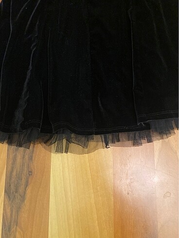 Siyah kadife etek - Görsel 2