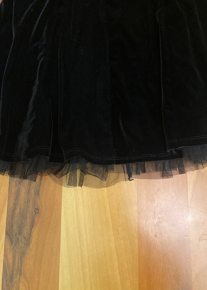 Siyah kadife etek - Görsel 2