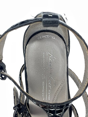 37,5 Beden siyah Renk Kenneth Cole Dolgu Topuk %70 İndirimli.