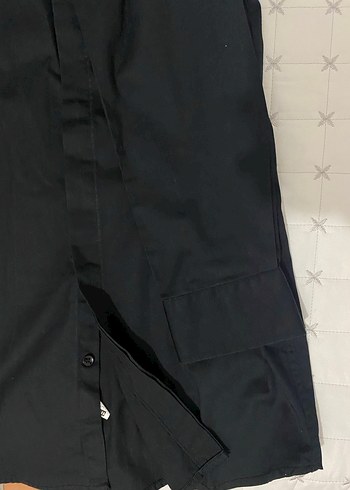 Düz Siyah Erkek Gömlek, Uzun Kollu, Düğmeli - Görsel 2