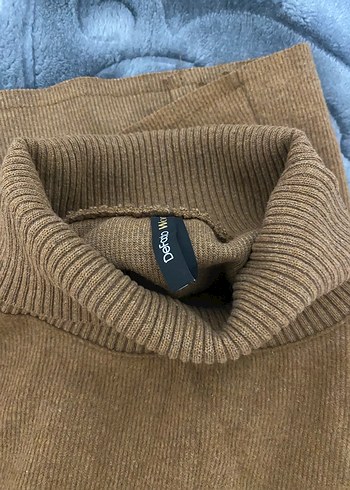 Kahverengi Boğazlı Kolsuz Kadın Süveter - Görsel 5