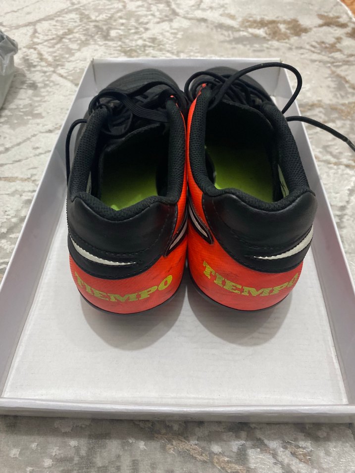 NİKE TİEMPO HALİ SAHA KRAMPONU - Görsel 5