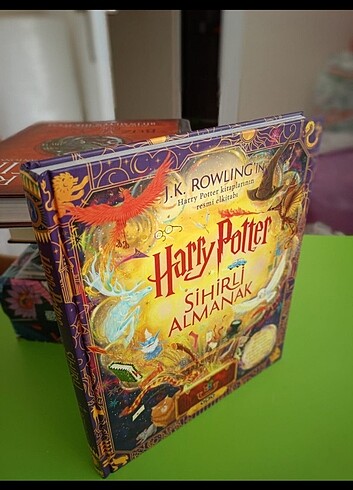 HARRY POTTER SİHİRLİ ALMANAK CİLTLİ