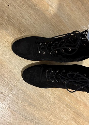 Kadın Siyah Bağcıklı Blok Topuk Bot - Görsel 5