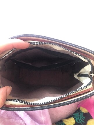 Louis Vuitton Kol Çantası