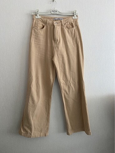 Ten rengi pantalon