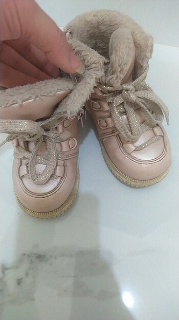 Pembe içi kürklü bot - Görsel 5