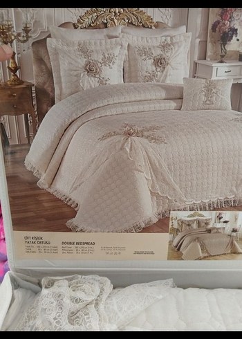 İşlemeli Beyaz Yatak Örtüsü brillant - Görsel 2