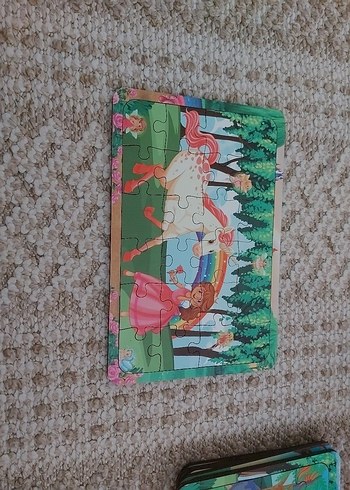 Çocuklar için renkli at ve prenses puzzle 24 parça - Görsel 2