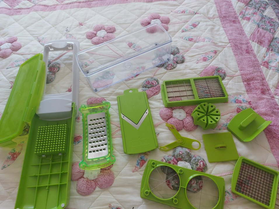 Yeşil Renkli Plastik Mutfak Dilimleyiciler Seti - Görsel 3