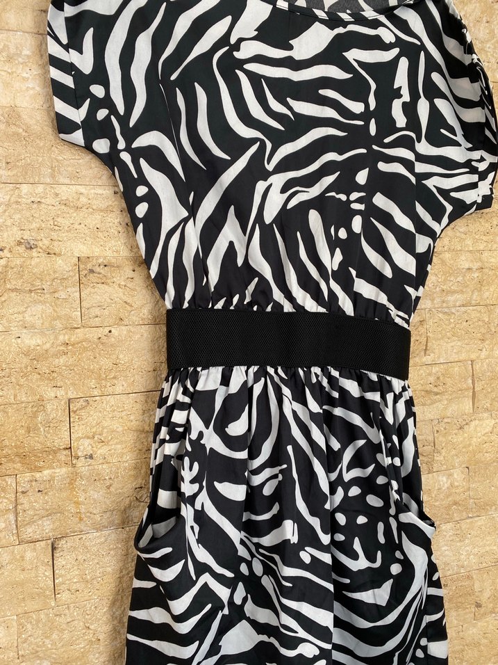 Zebra Desenli Kemerli elbise - Görsel 2