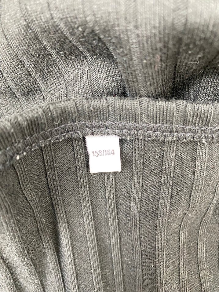 Düğmeli Siyah Triko Midi Elbise - Görsel 4