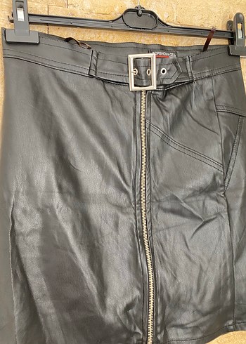 Kemerli Siyah Mini Deri Etek - Görsel 2