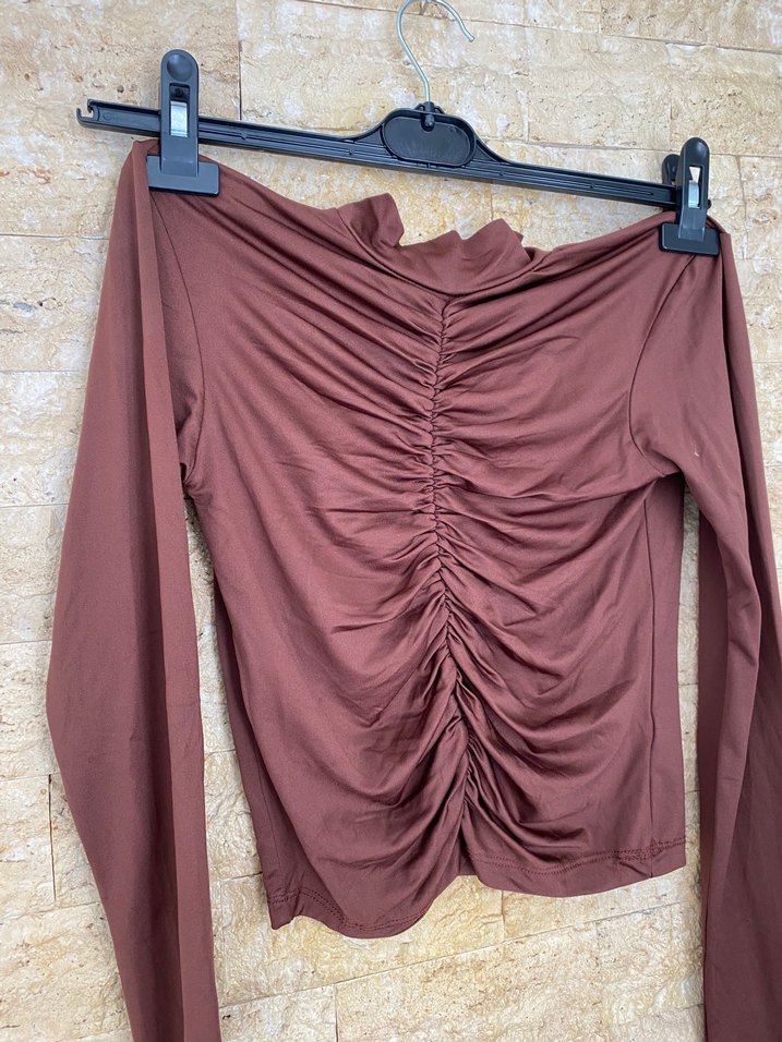 Drapeli Uzun Kollu Kısa Kahverengi Bluz - Görsel 2