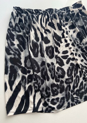 s Beden Gri Zebra Desenli Mini Etek
