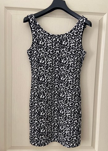 H&M marka leopar desenli elbise