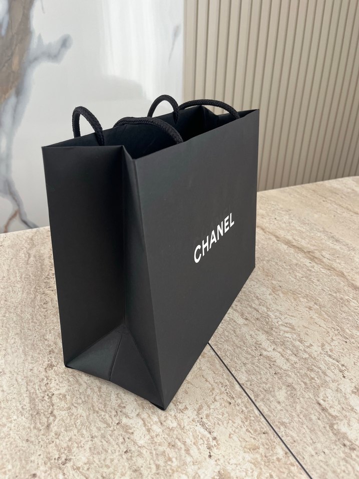 Orijinal Chanel Alışveriş Çantası — görsel 2/7